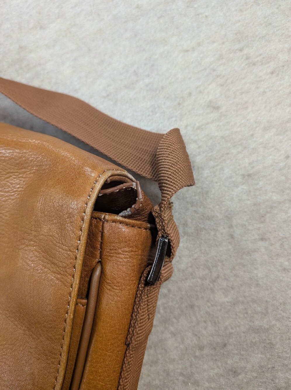 Kenneth Cole Leather Messenger Bag Briefcase Natural Tan Crossbody Work Laptop - Picture 12 of 16